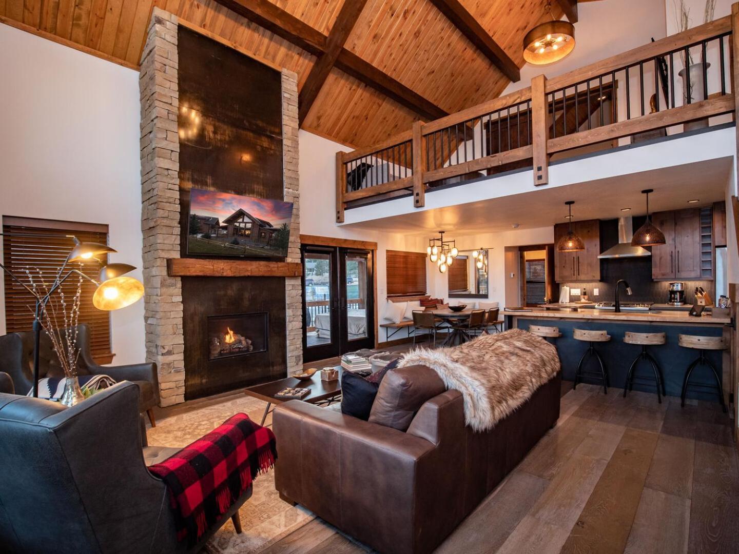 Chic Retreat Indoor Outdoor Fireplace, Private Jacuzzi, Great Location! Estes Park Quarto foto